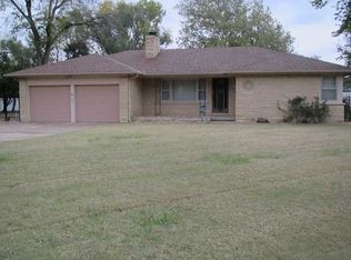 700 N Prosperity Ln, Andover, KS 67002