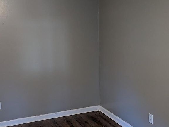 2nd image of 3501 Elm Ave SW #A