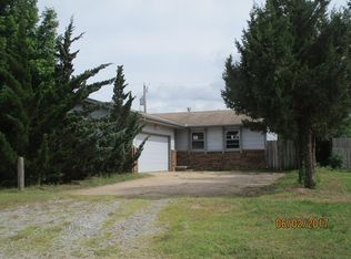 1011 W Summey St, Wichita, KS 67217