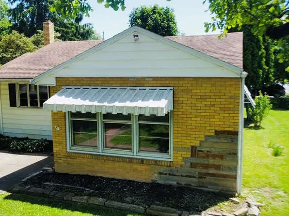 23 State St, Jeffersonville, OH 43128