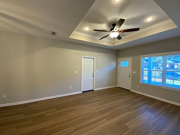 4th image of 314 Grove Pointe Dr