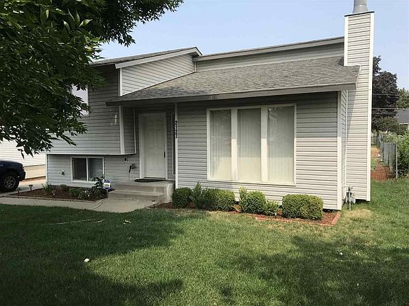 2nd image of 2127 E Walton Ave