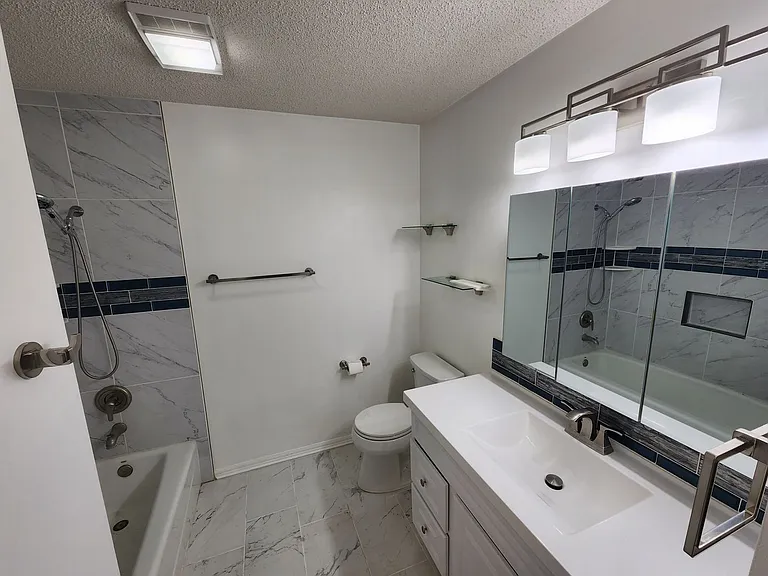 1904 Crescent Dr — Photo 8