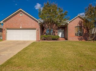 7112 E Ridge Dr, Sherwood, AR 72120