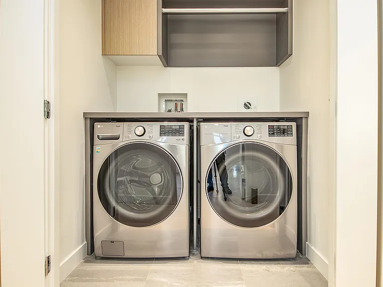 785 Harbour Ave #4 — Photo 11