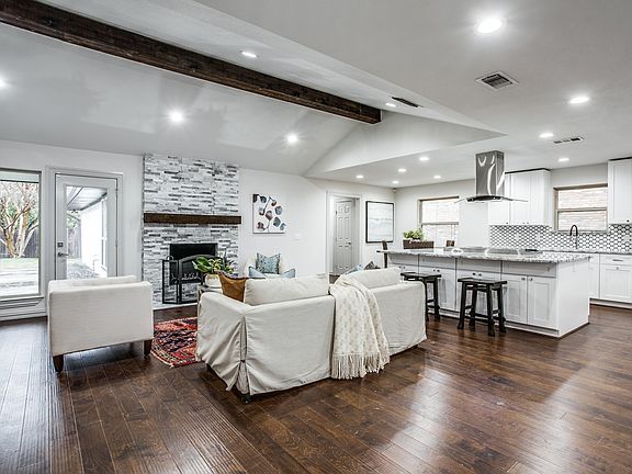 5th image of 2845 Meadowbrook Dr