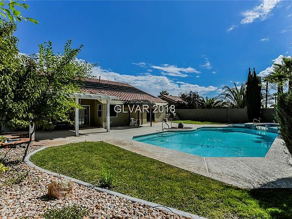 5th image of 8029 Bronzewood Ave