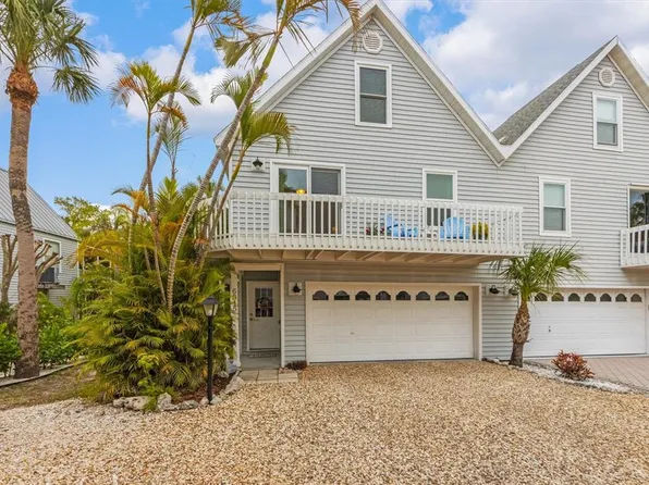 6315 Gulf Dr, Holmes Beach, FL 34217