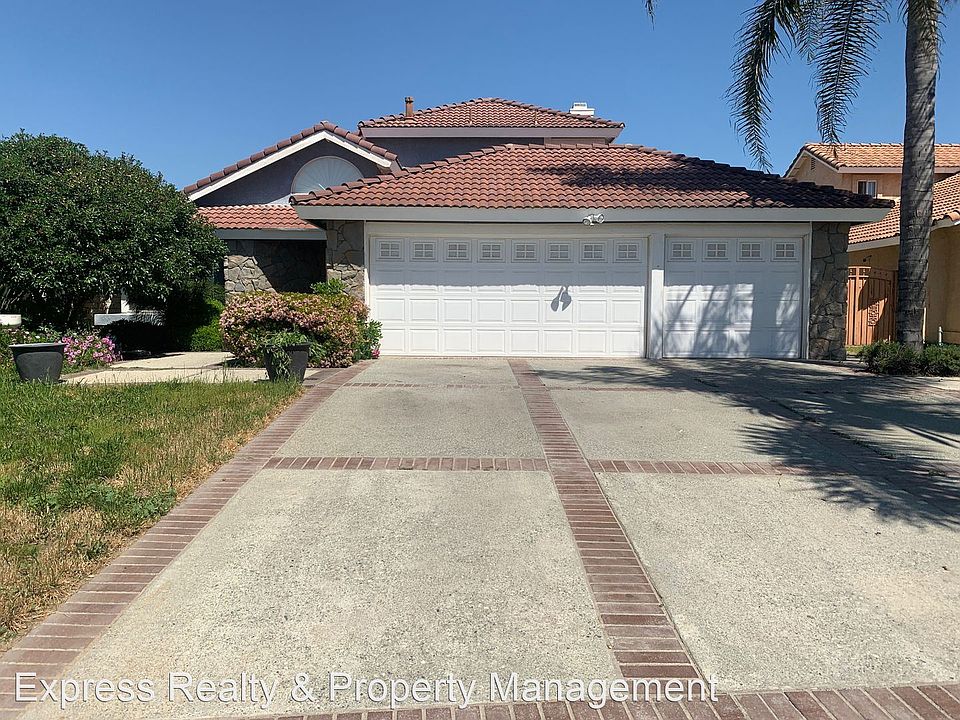 1st image of 1547 Shady Oaks Dr