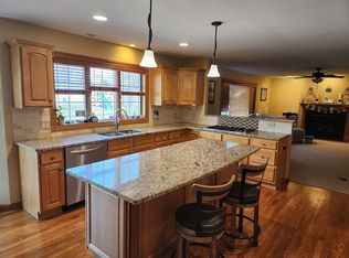 29 Doe Dr, Dallas, PA 18612