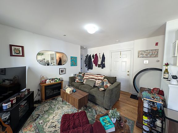 5th image of 33 Roberts Rd