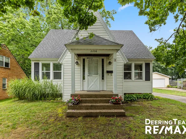 2256 Wyoming Ave SW, Wyoming, MI 49519
