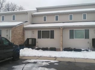 1326-1340 Lake Charles Ave #1330, Chesterton, IN 46304
