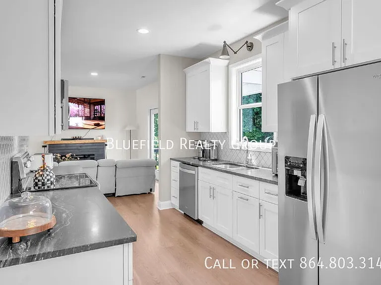 713 Rockcliff St — Photo 11