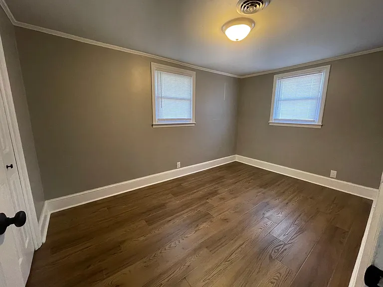 268 Brackett Rd — Photo 9