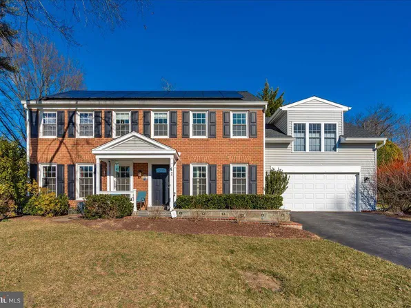 2 Duncan Branch Ct, Rockville, MD 20850