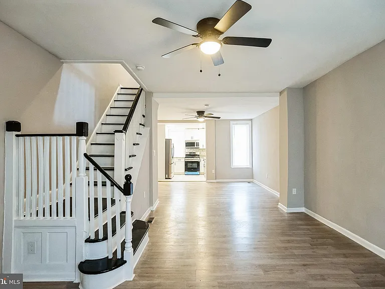 6905 Forrest Ave — Photo 1