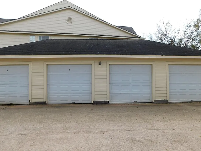 2710 Grants Lake Blvd #L7 — Photo 25