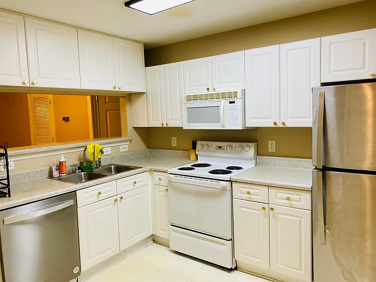 929 Morreene Rd #B23 — Photo 3