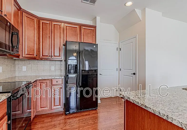 12 Irvington Dr — Photo 13