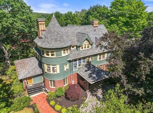 379 Central St, Newton, MA 02466