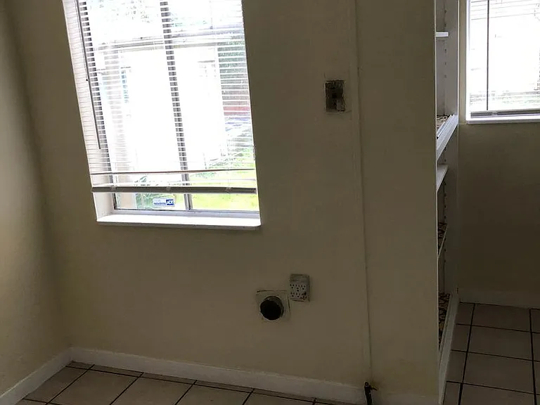 3212 School St — Photo 14