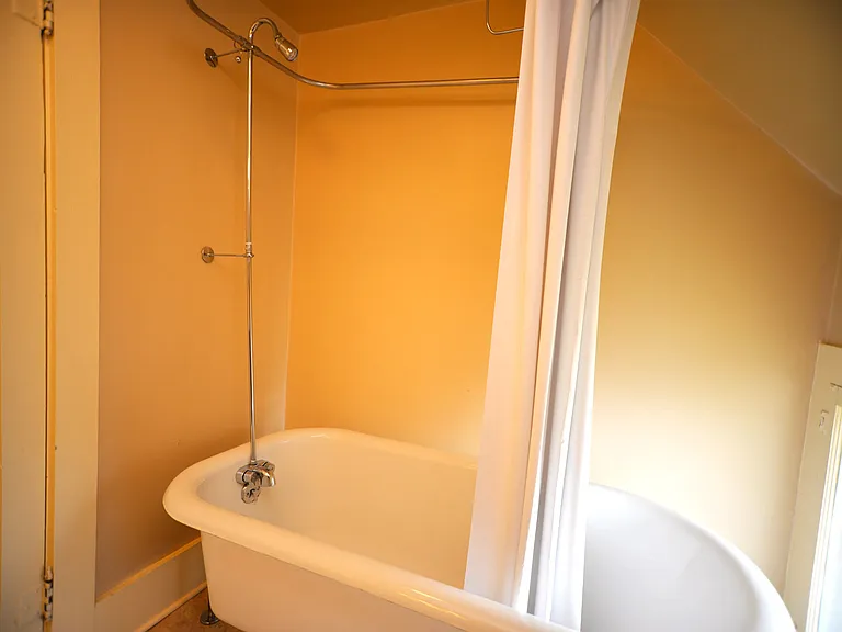 110 Brown St #1 — Photo 5