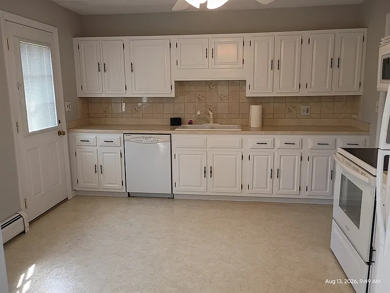 14 Coltin Dr — Photo 6