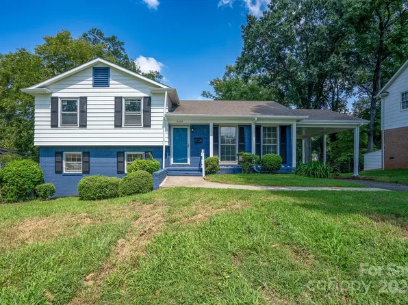 6525 Somersworth Dr, Charlotte, NC 28215