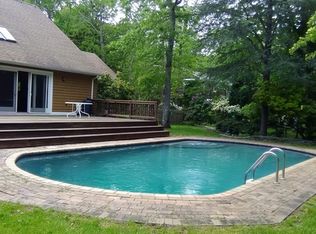 22 Wintergreen Way, Quogue, NY 11959