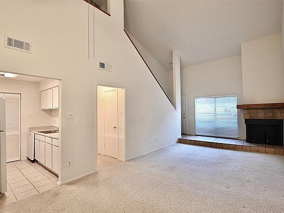 5th image of 9407 Pagewood Ln