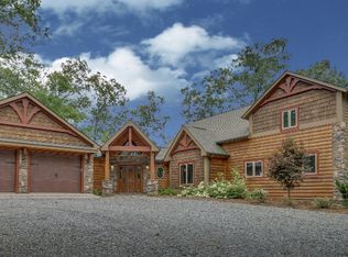 1525 Kingtown St, Blue Ridge, GA 30513