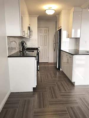 Rented by Batra Group Inc | media 24