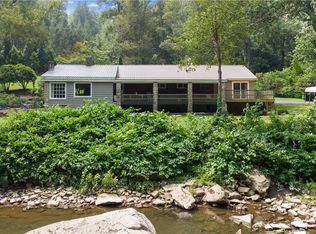 1530 Darlington Rd, Ligonier, PA 15658