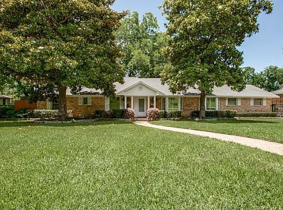 2nd image of 1108 Bally Mote Dr