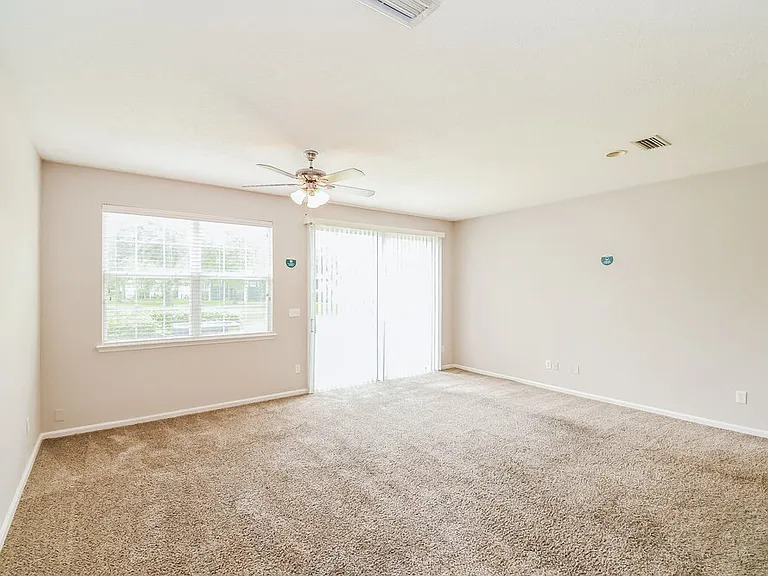 3645C Creswick Cir — Photo 6