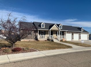 1142 Park Ridge Dr, Roosevelt, UT 84066