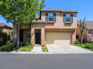 3698 W Persimmon Ln, Fresno, CA 93711