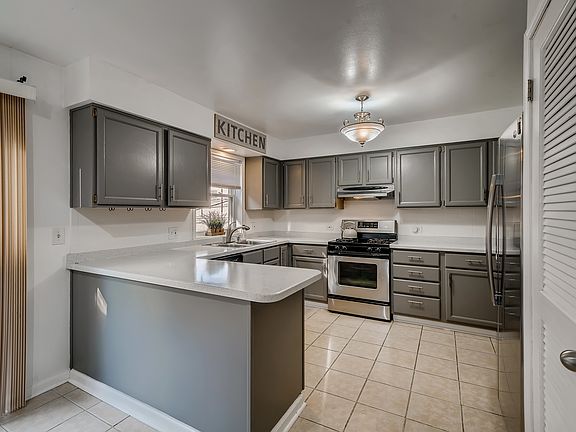 4th image of 2545 N 72nd Ct APT 3