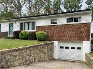 107 Broadmoor Dr, Huntington, WV 25705