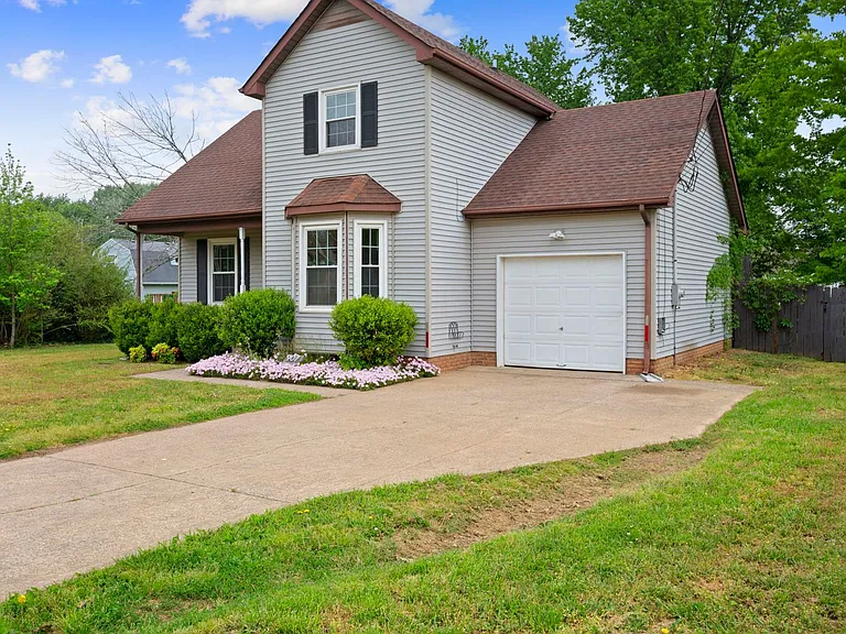 907 Desota Ln — Photo 31