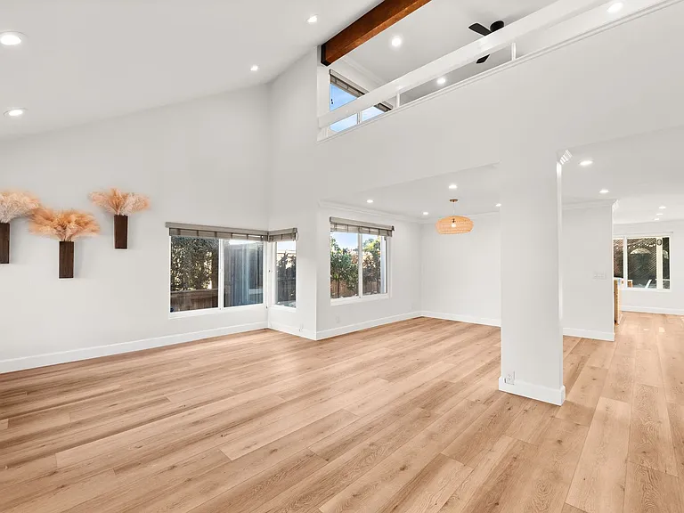 25392 Neptune Dr — Photo 6
