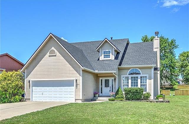 1st image of 1010 Black Oak Dr