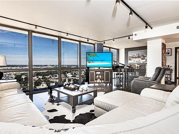 2nd image of 600 E Admiral Blvd #1708