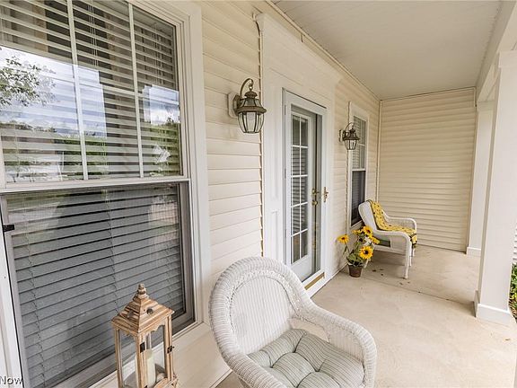 2nd image of 2601 Covington Ct