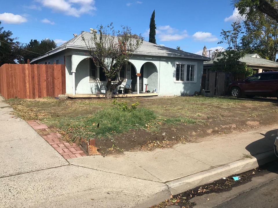 2nd image of 1633 Teresa St