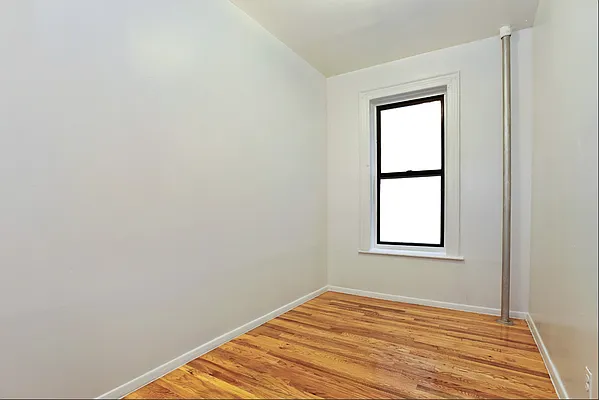 Rented by Compass | media 19