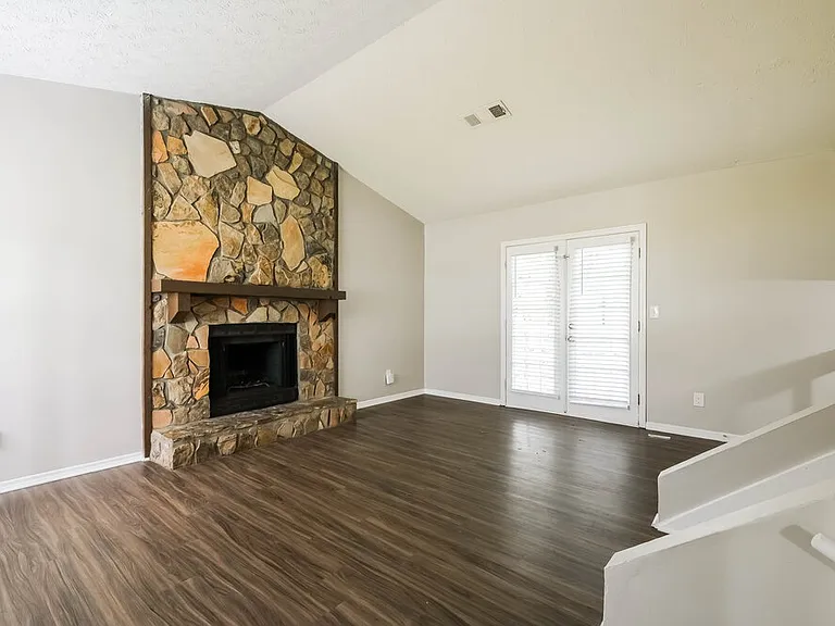 4707 Greenway Rd — Photo 5