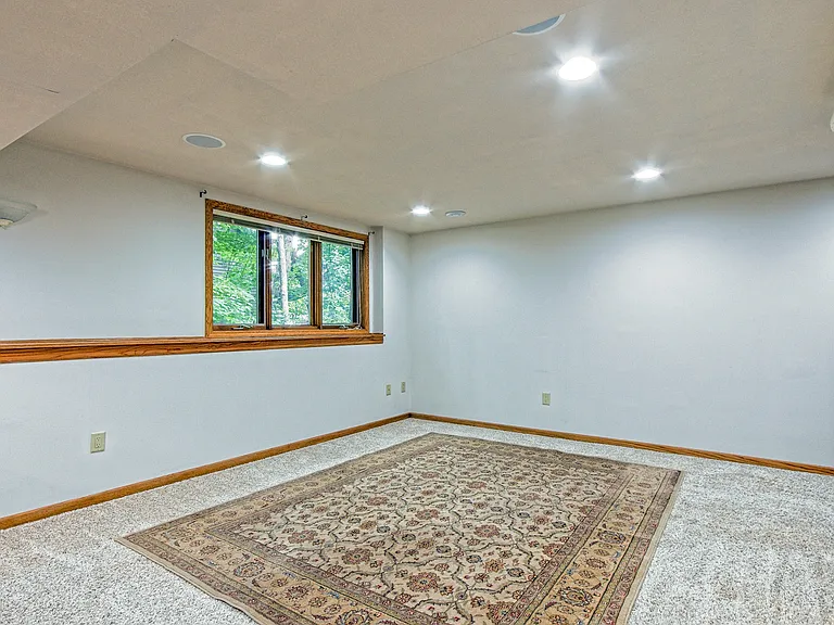 7126 New Washburn Way — Photo 60