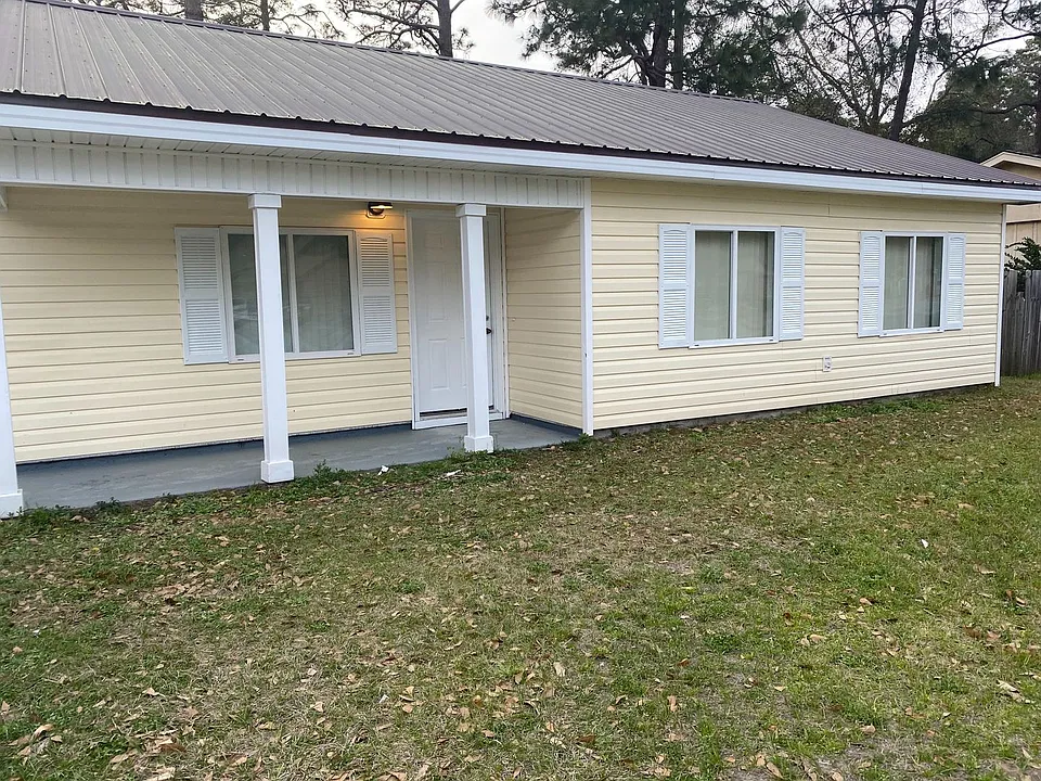 239 Pointe South Dr